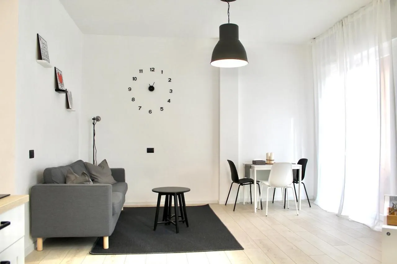 Design Moderno In Centro - Lainate- Rho Fiera location